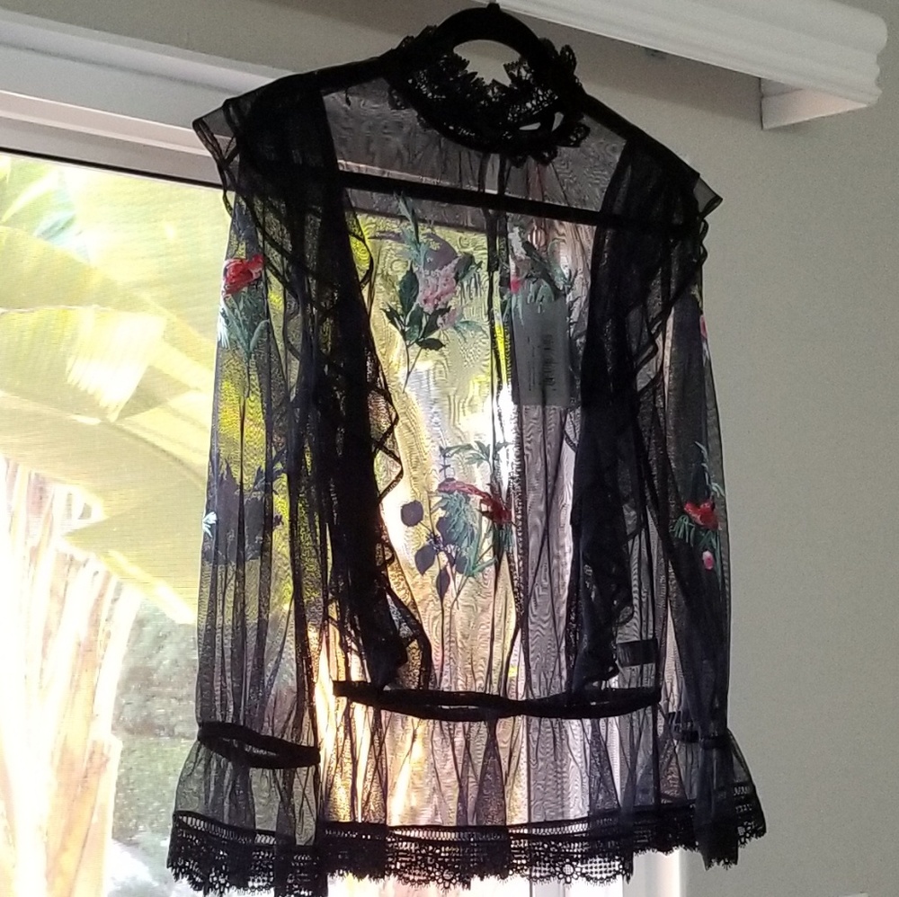🍒NWT🍒 TED BAKER FRILLED LACE TRIM TOP - Picture 7 of 8
